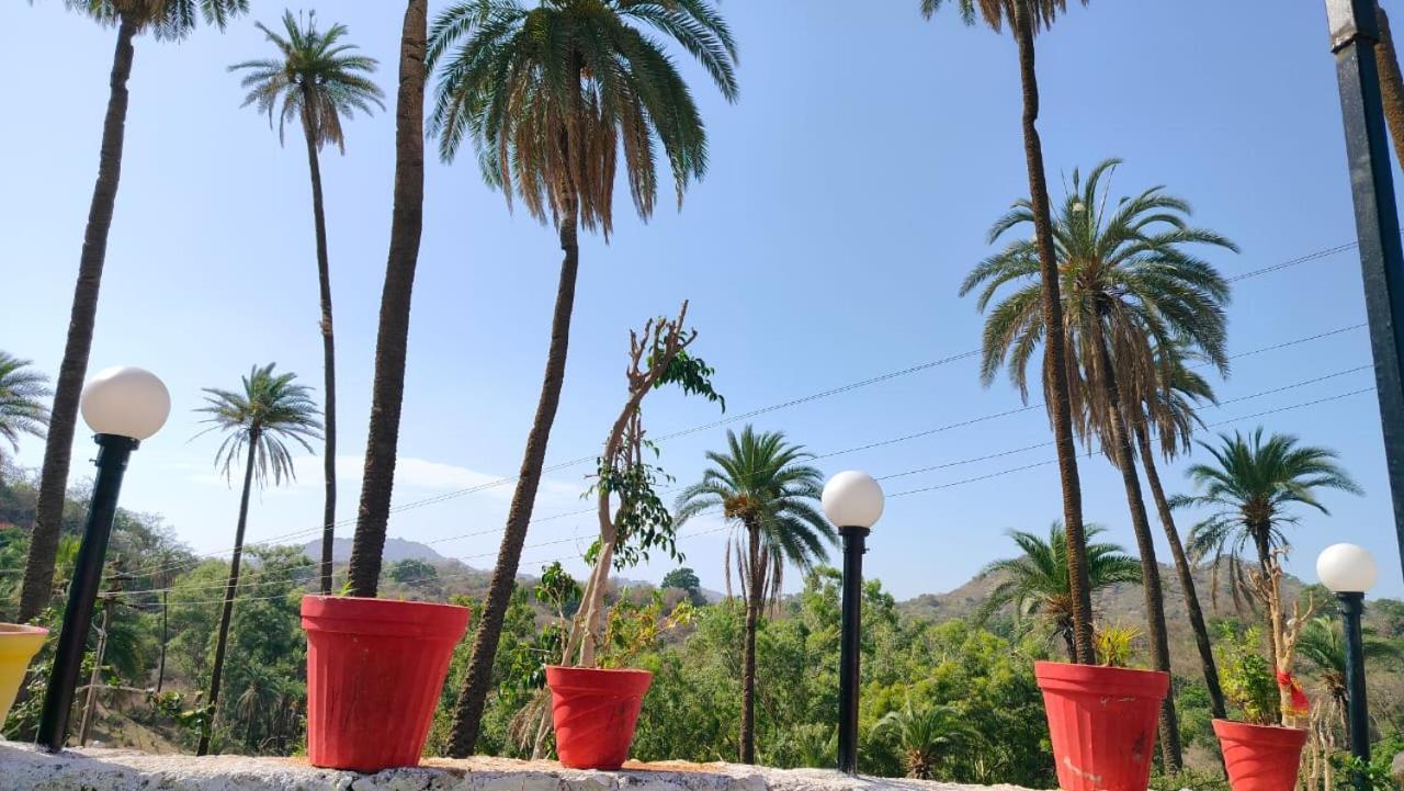 Laxmanji Villas Mount Abu Buitenkant foto