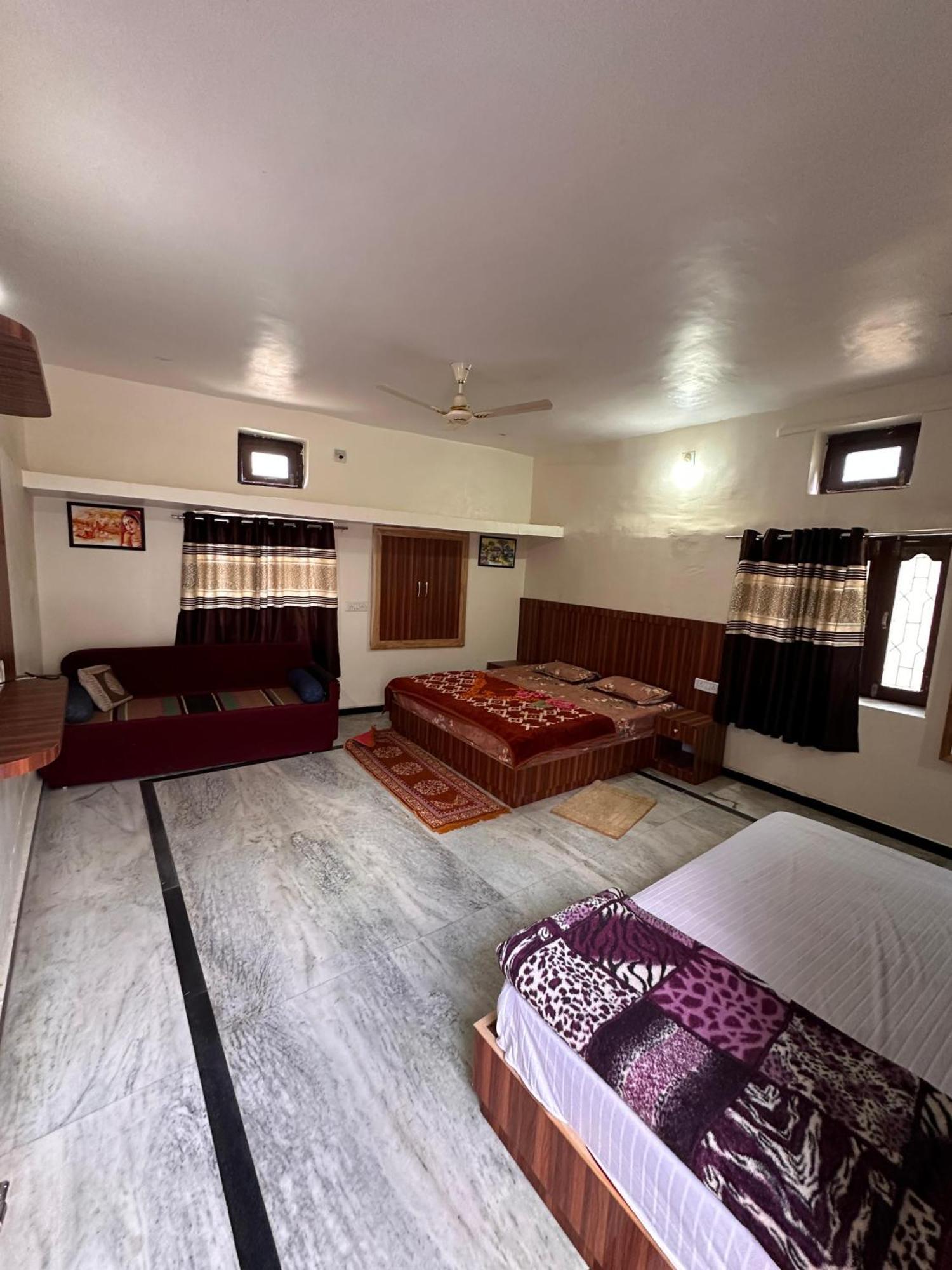 Laxmanji Villas Mount Abu Buitenkant foto
